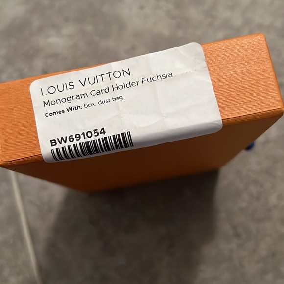 BRAND NEW! Authentic Louis Vuitton Fuchsia Card Holder - Picture 5 of 5